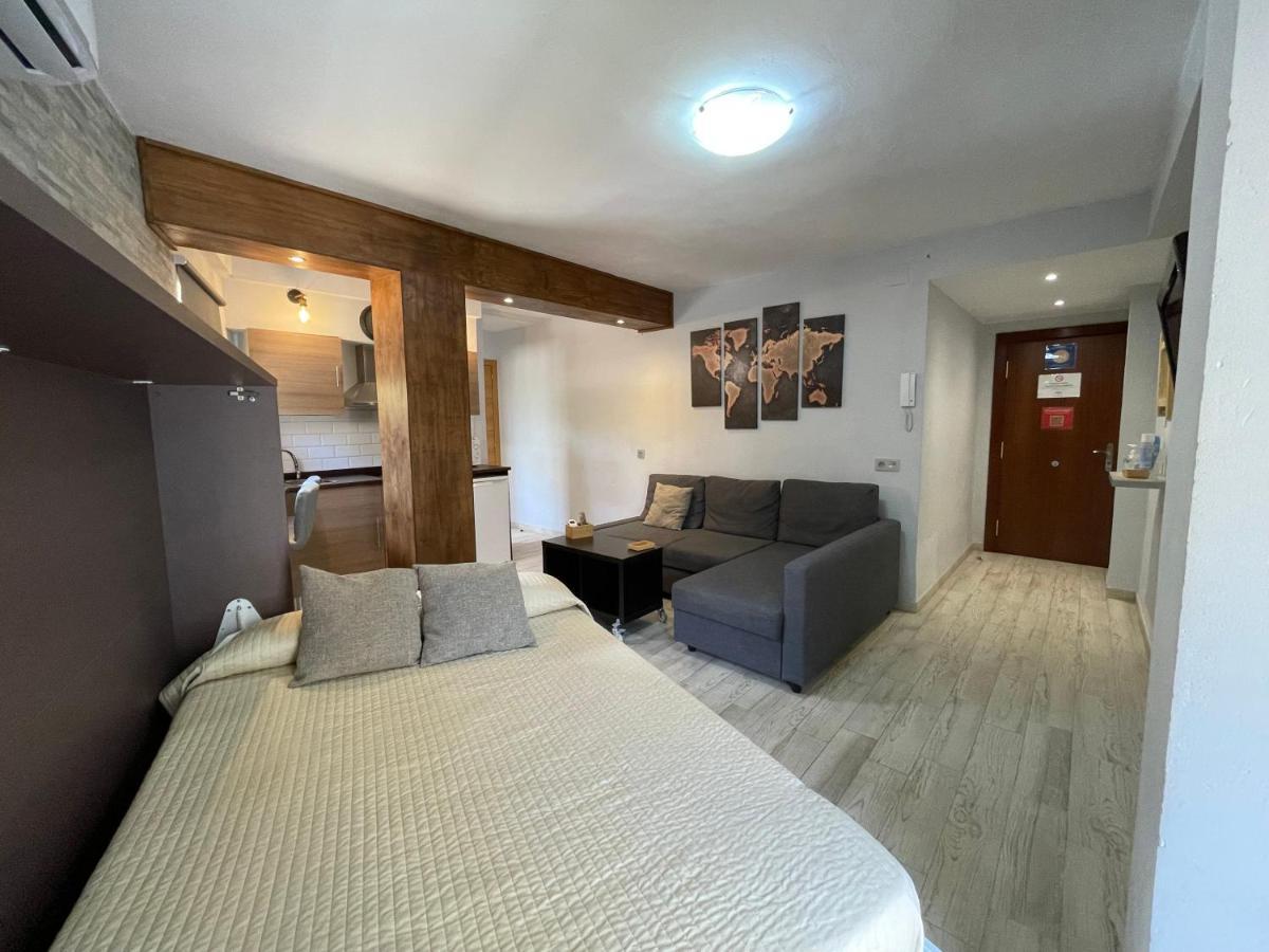 Apartamentos Elysium Torremolinos Bagian luar foto