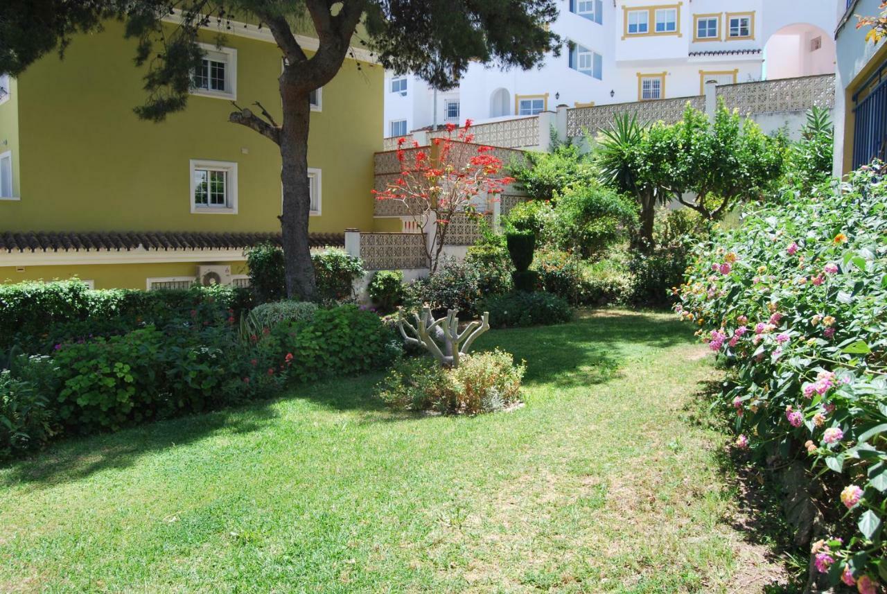 Apartamentos Elysium Torremolinos Bagian luar foto
